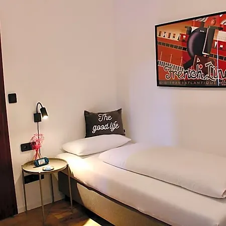 Engel 16, Boutique - Adults Only 2* Schramberg